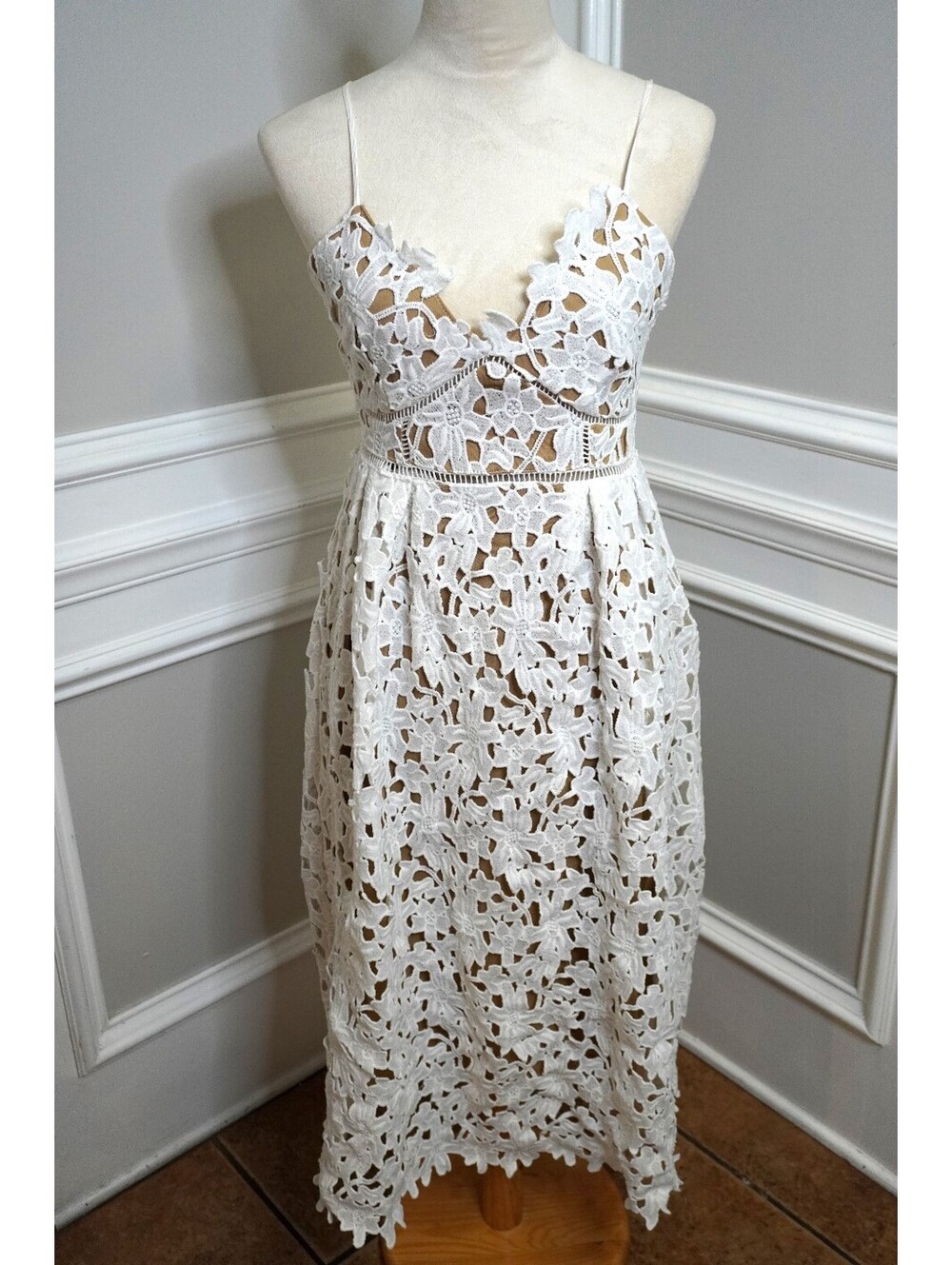 Sans Souci White Lace Midi Dress with Spaghetti Straps Size Small